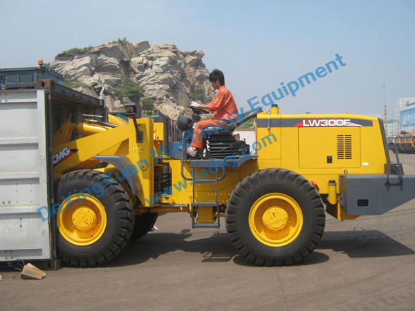 c鿴ԔϢ}3 ton Wheel Loader packing xΔ1562